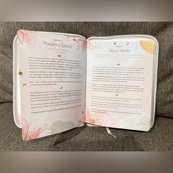 Floral Leather-like Devotional Book - Picture 3 of 5